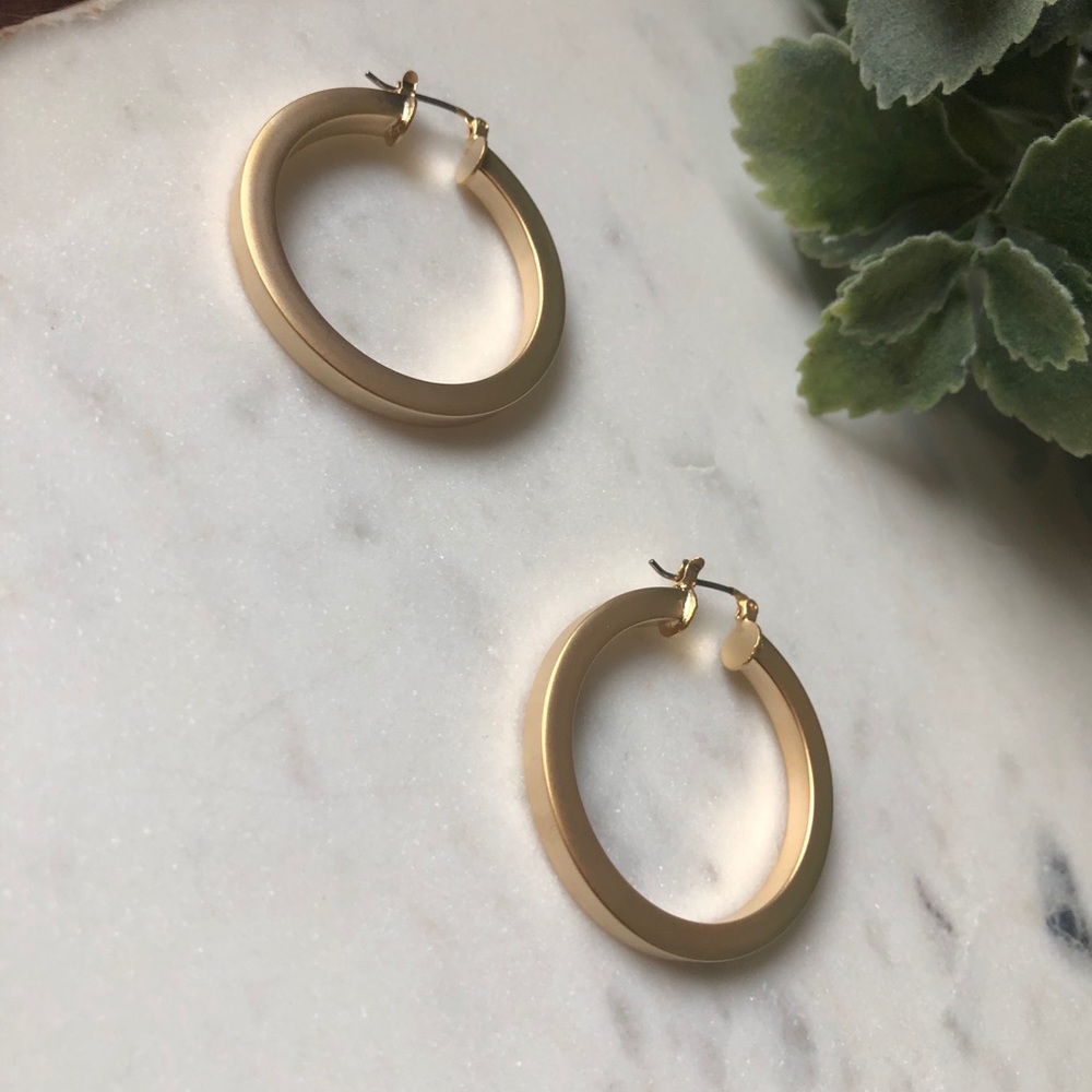 The Winnie - Vintage Matte Gold Hoop Earring - Picture 2 of 8